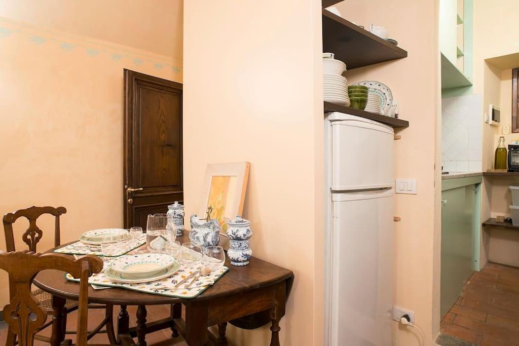 Il Rifugio Di Michelangelo.Firenze,Ponte Vecchio. Apartment Luaran gambar